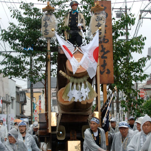 常磐西世古翠紅社奉曳団